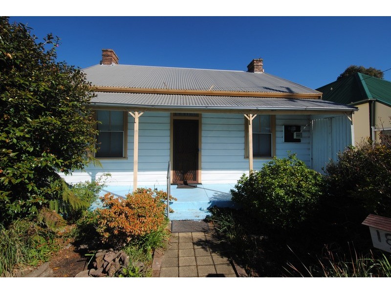 182 Inch Street, Lithgow NSW 2790