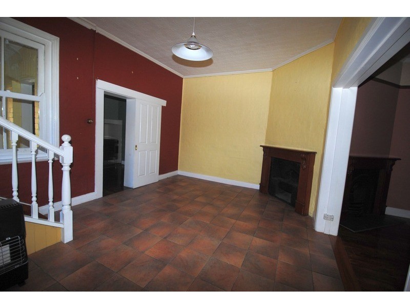 9 Gray Street, Lithgow NSW 2790