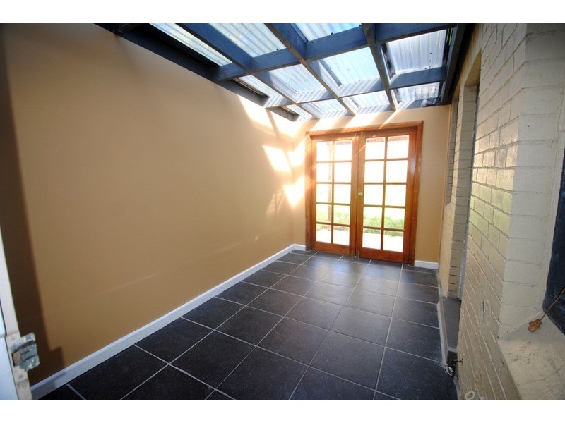 9 Gray Street, Lithgow NSW 2790