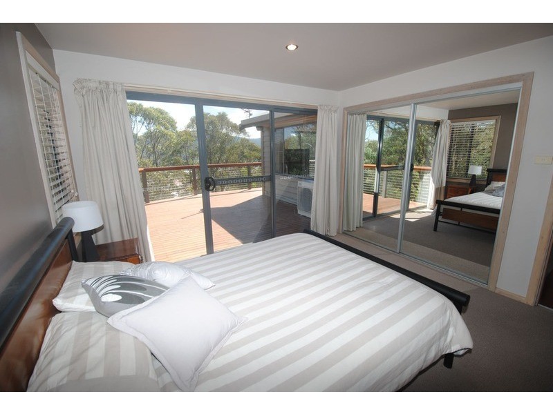 24 Hill Range  Crescent, Lithgow NSW 2790