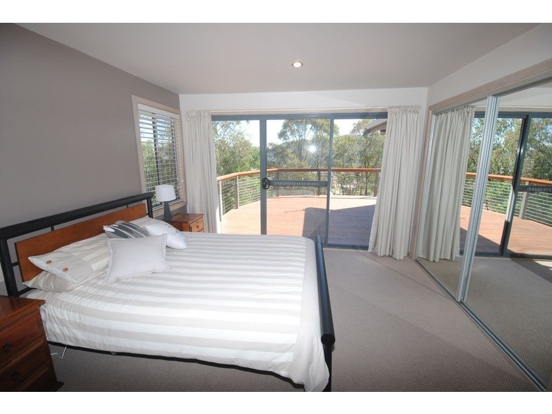 24 Hill Range  Crescent, Lithgow NSW 2790