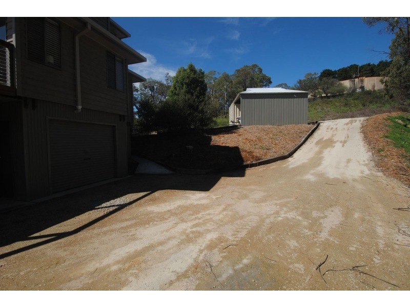 24 Hill Range  Crescent, Lithgow NSW 2790