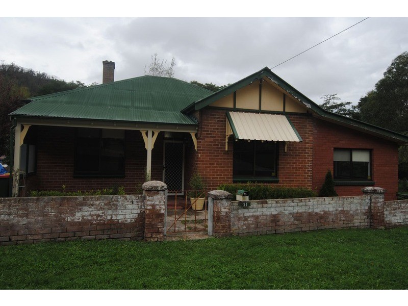 31 Macauley Street, Lithgow NSW 2790