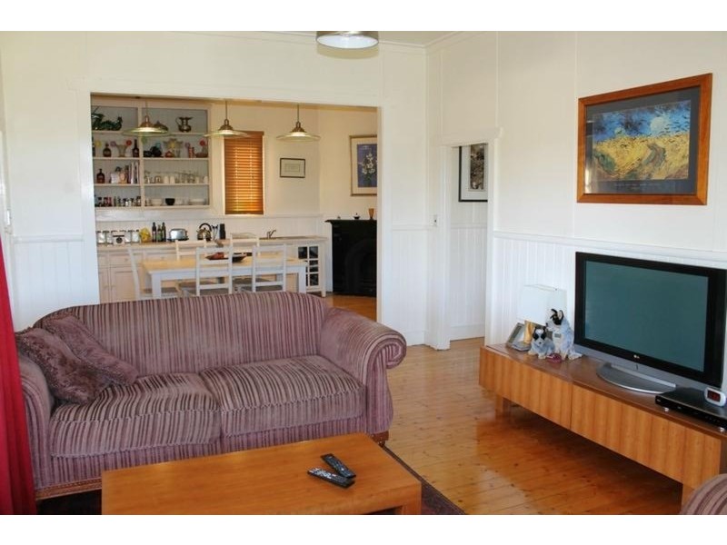 36 Piper Street, Portland NSW 2847