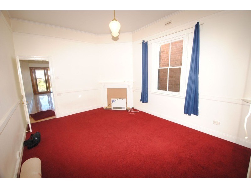 42 Hayley Street, Lithgow NSW 2790
