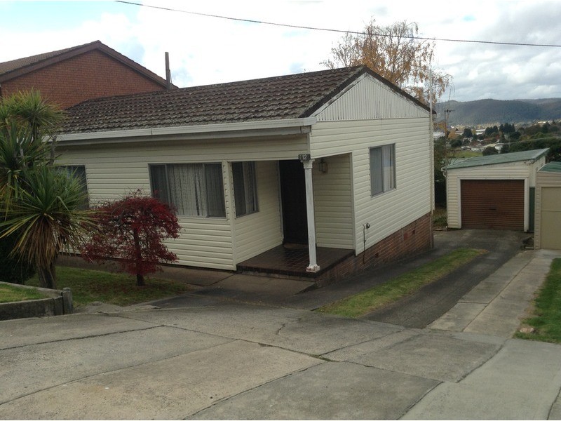 12 Fourth Street, Lithgow NSW 2790