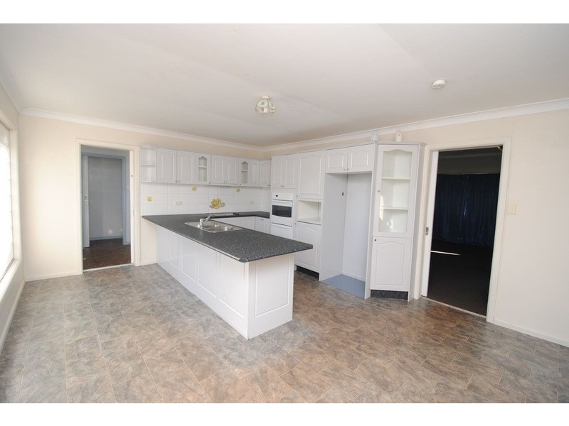 16 Outer Crescent, Lithgow NSW 2790