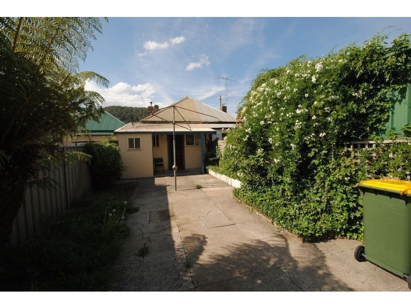 41 Read Avenue, Lithgow NSW 2790