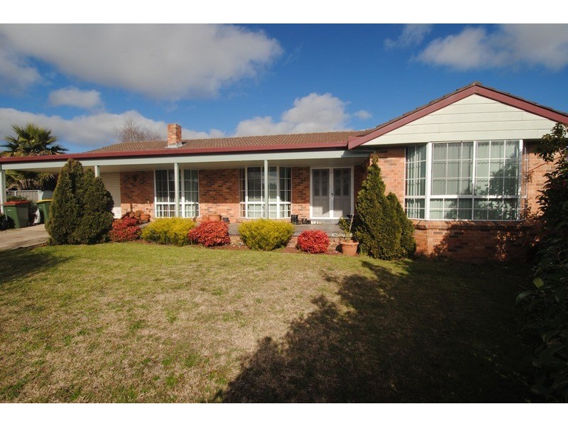 2 Curringa  Place, Wallerawang NSW 2845