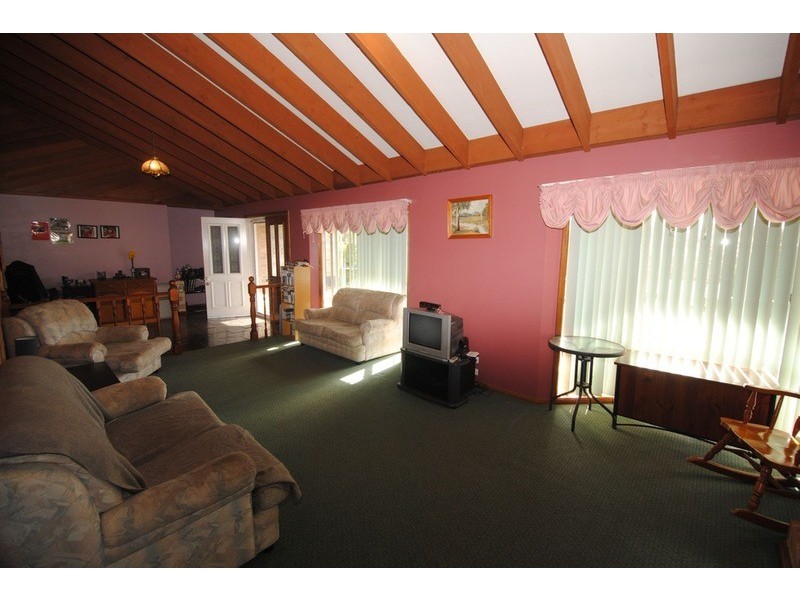 2 Curringa  Place, Wallerawang NSW 2845
