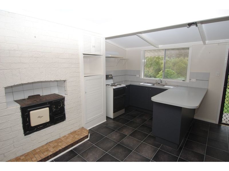 154 Bells Road, Lithgow NSW 2790