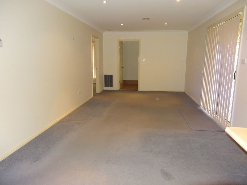 83 Inch Street, Lithgow NSW 2790