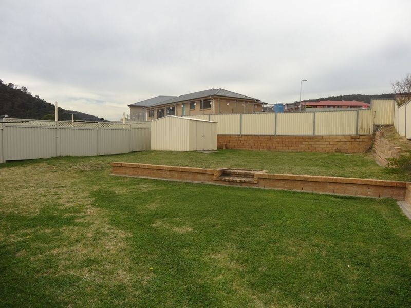 83 Inch Street, Lithgow NSW 2790