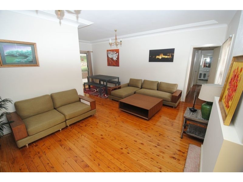 15 Birdwood  Street, Lithgow NSW 2790
