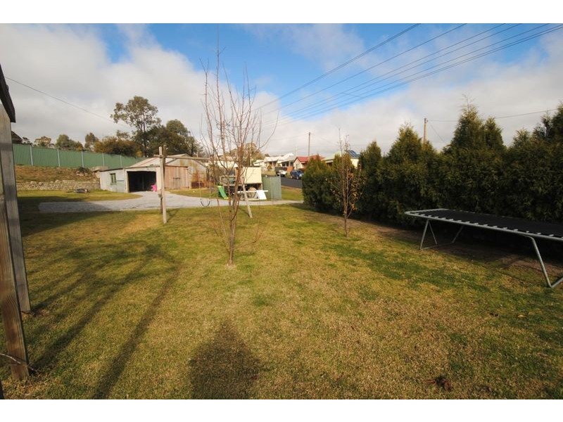 2 Cox Street, Portland NSW 2847