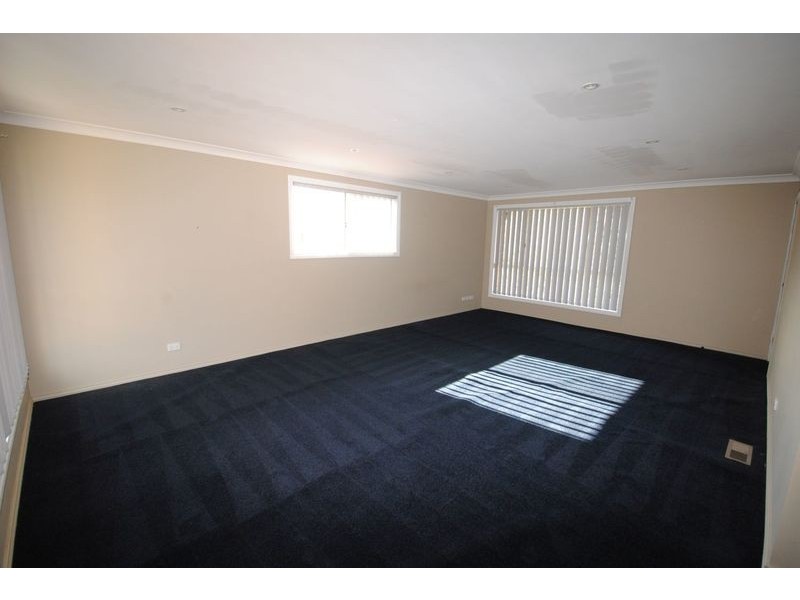 13 Chivers Close, Lithgow NSW 2790