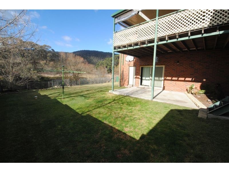 13 Chivers Close, Lithgow NSW 2790
