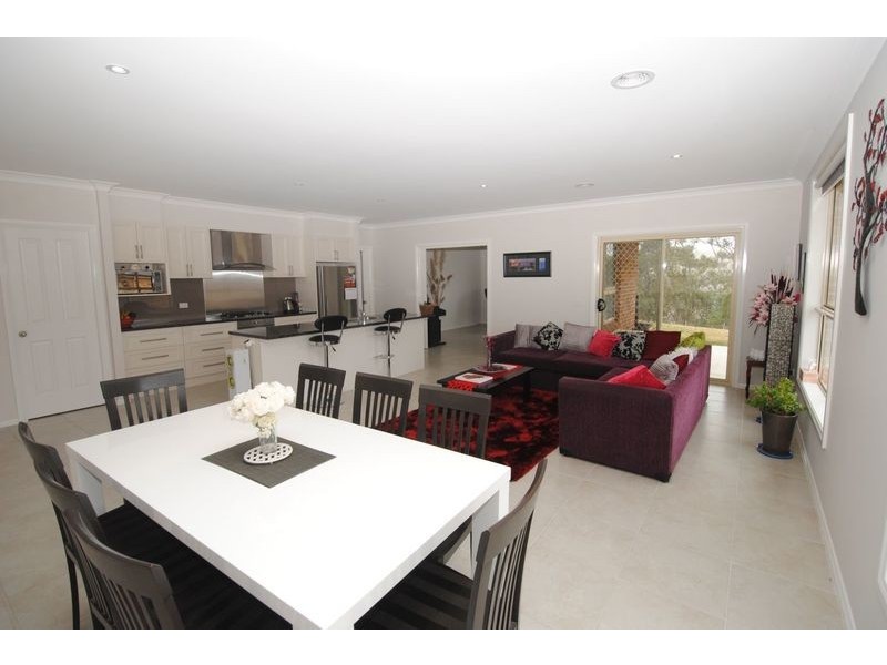 28 Hillcrest Avenue, Lithgow NSW 2790