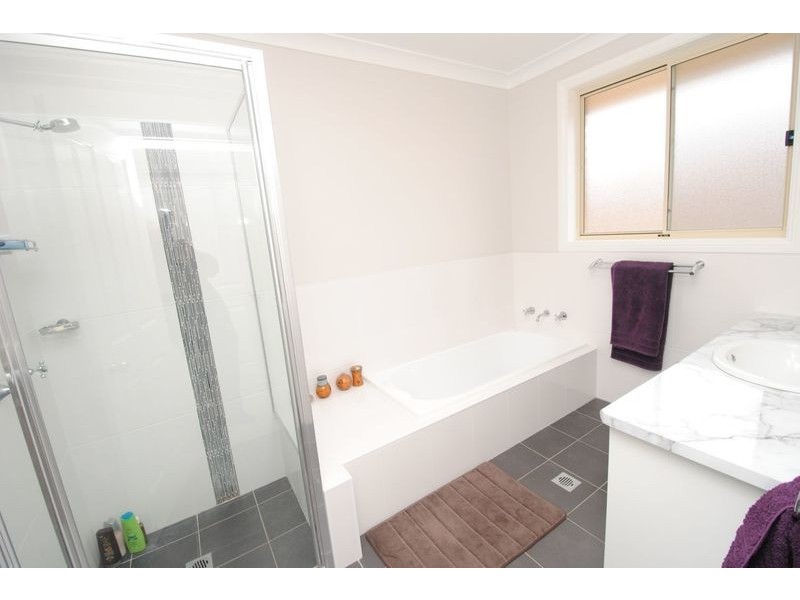 28 Hillcrest Avenue, Lithgow NSW 2790