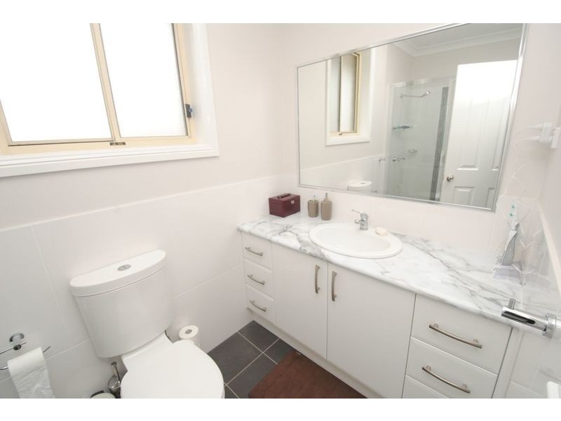 28 Hillcrest Avenue, Lithgow NSW 2790