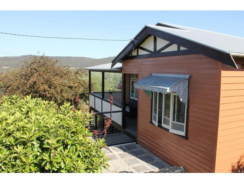 36 Piper Street, Portland NSW 2847