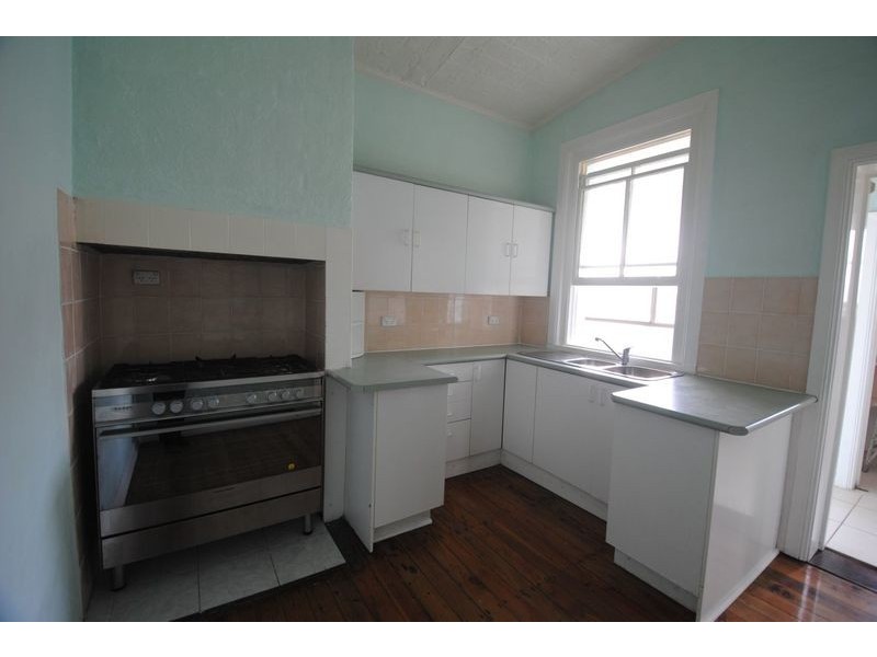 11 Gray Street, Lithgow NSW 2790