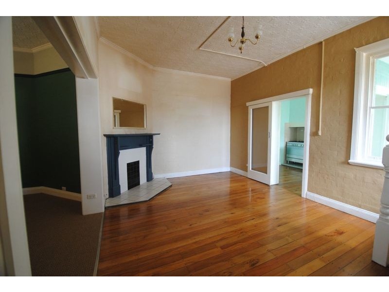 11 Gray Street, Lithgow NSW 2790