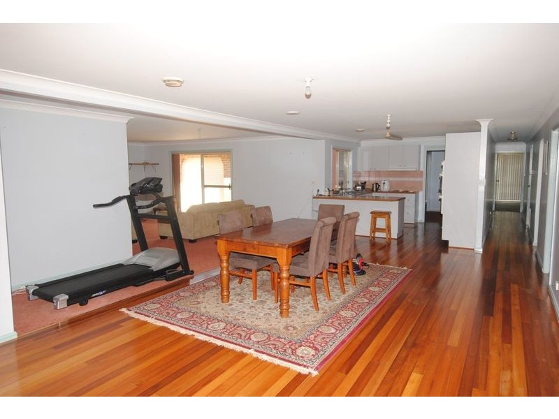 6 Sandalwood Drive, Lithgow NSW 2790