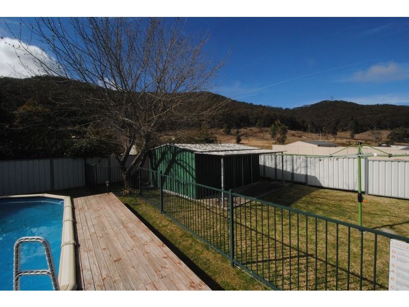 6 Sandalwood Drive, Lithgow NSW 2790