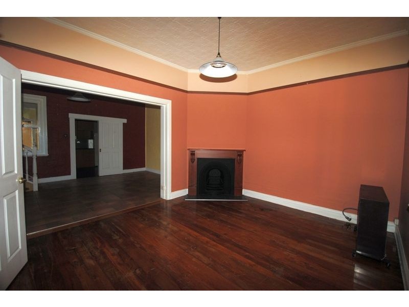 9 Gray Street, Lithgow NSW 2790