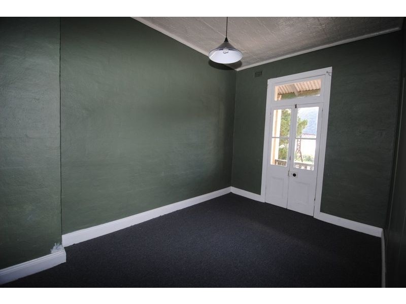 9 Gray Street, Lithgow NSW 2790