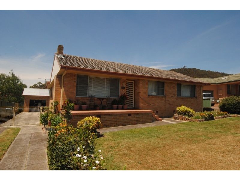 9 Wattle Grove, Lithgow NSW 2790