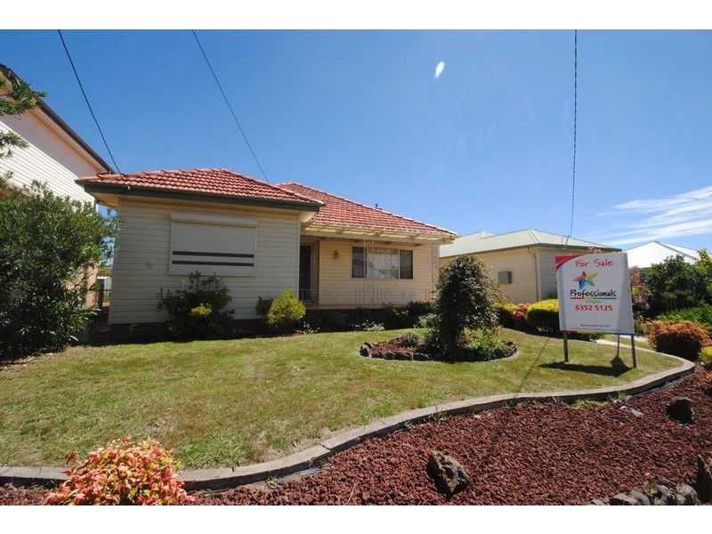 22 Rifle Parade, Lithgow NSW 2790