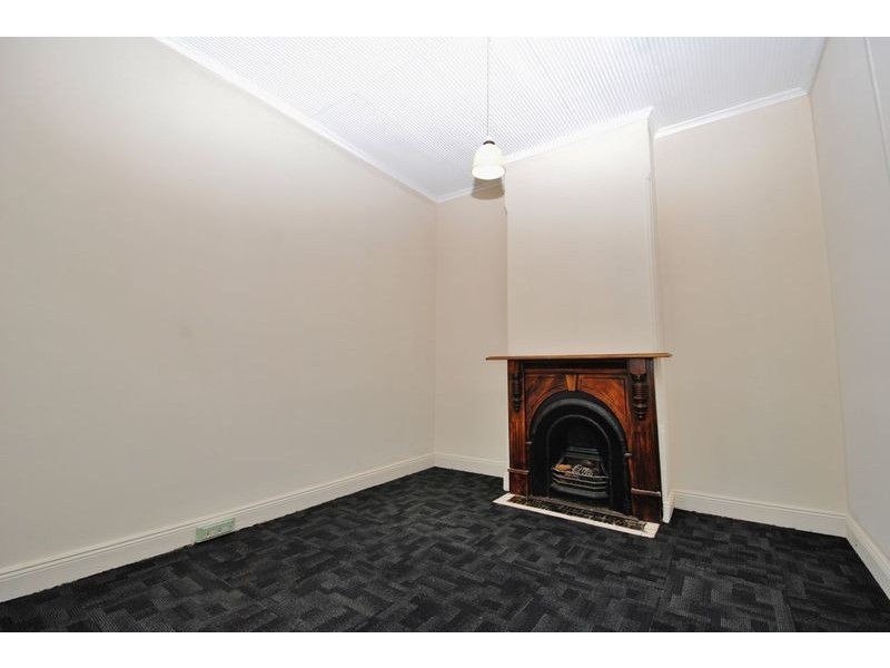 71 Inch Street, Lithgow NSW 2790