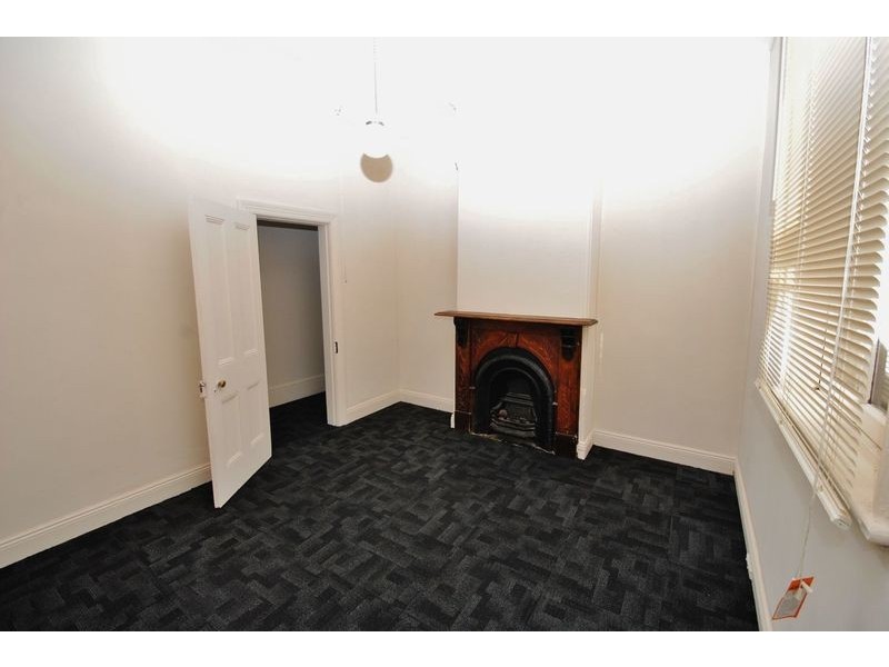 71 Inch Street, Lithgow NSW 2790