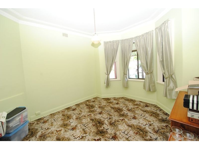 16 Cupro Street, Lithgow NSW 2790