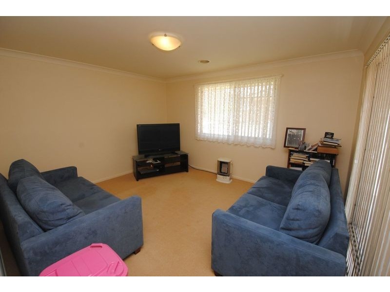 9 Henderson Place, Lithgow NSW 2790