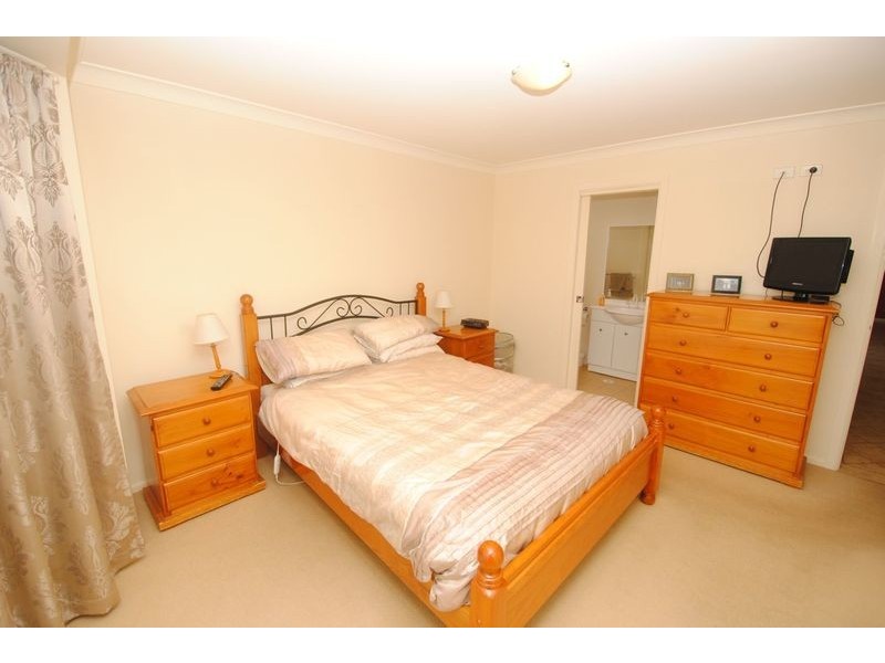 9 Henderson Place, Lithgow NSW 2790