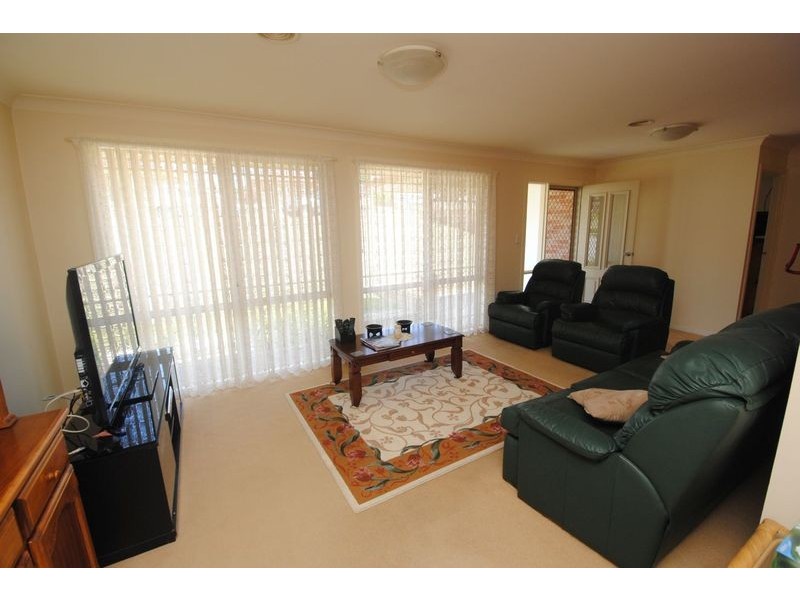 9 Henderson Place, Lithgow NSW 2790