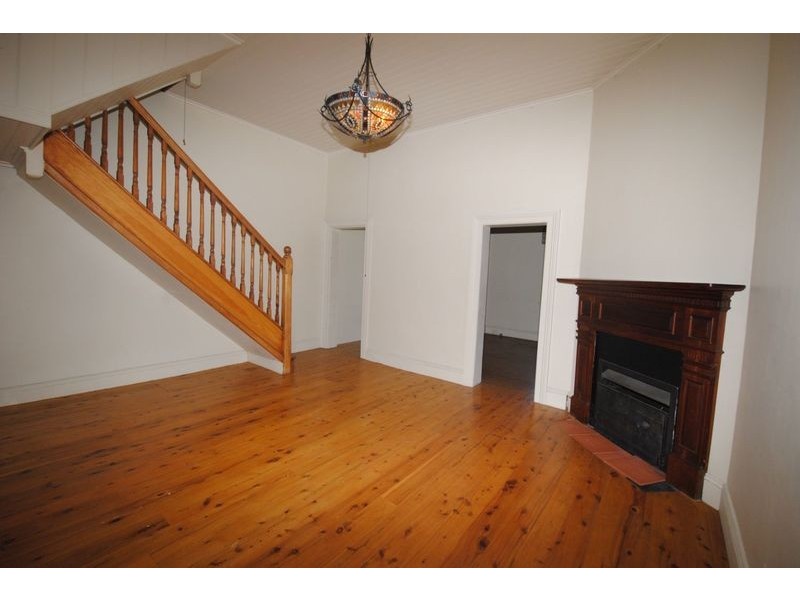 19 Waratah Street, Lithgow NSW 2790