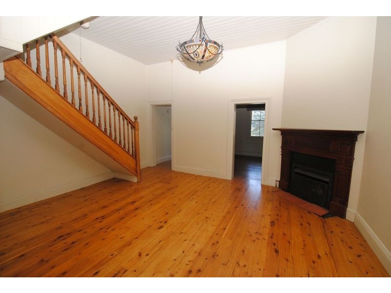 19 Waratah Street, Lithgow NSW 2790