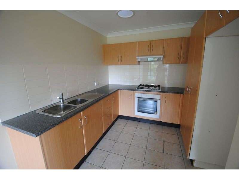 6b Pirena Place, Bowenfels NSW 2790