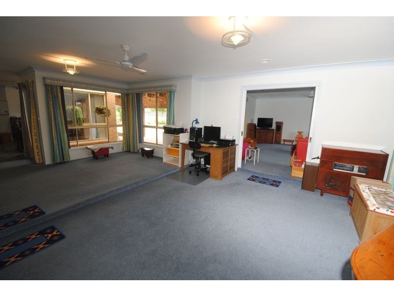 12 Korra Street, Marrangaroo NSW 2790