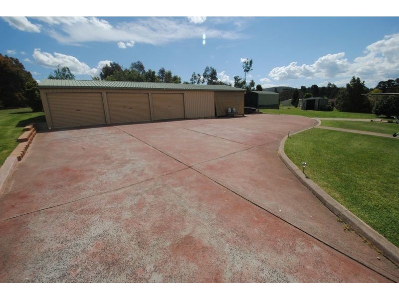 12 Korra Street, Marrangaroo NSW 2790