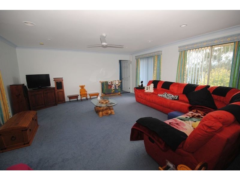 12 Korra Street, Marrangaroo NSW 2790