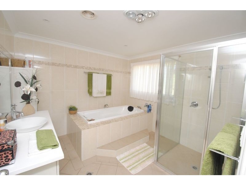 19 Henderson Place, Lithgow NSW 2790