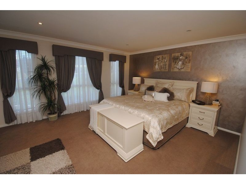 19 Henderson Place, Lithgow NSW 2790