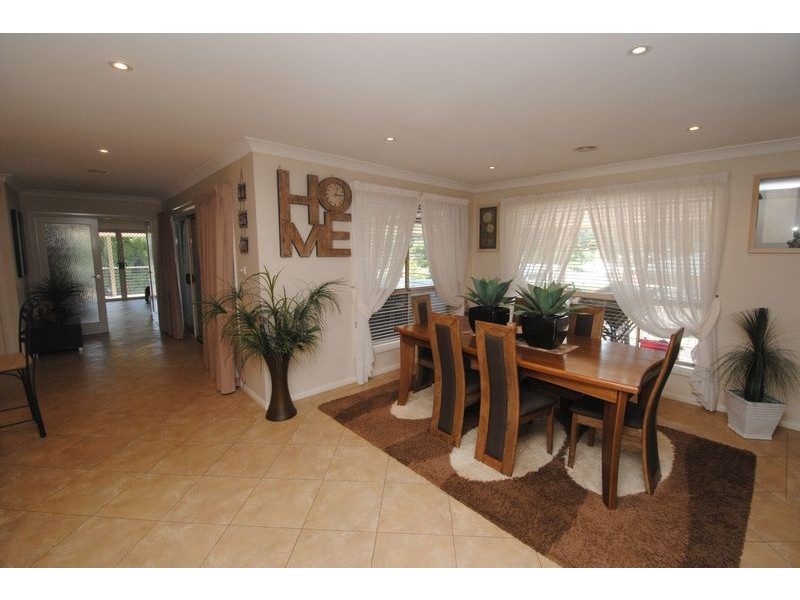 19 Henderson Place, Lithgow NSW 2790