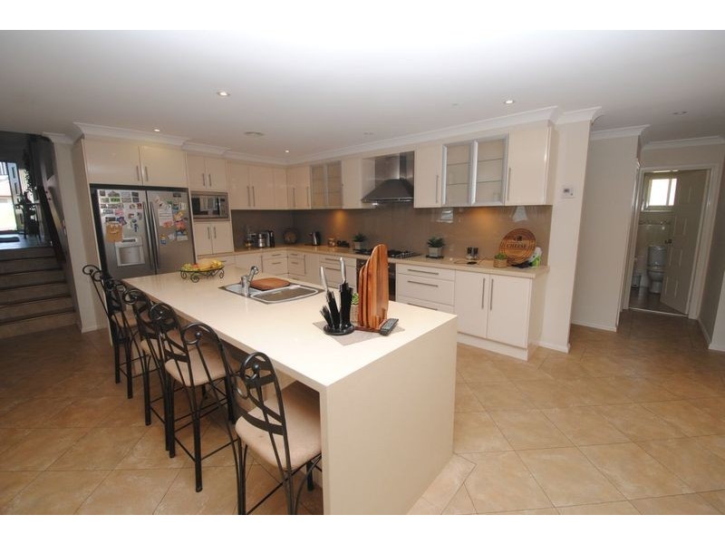 19 Henderson Place, Lithgow NSW 2790