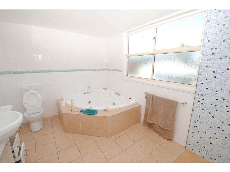 14 Cooerwull Road, Lithgow NSW 2790